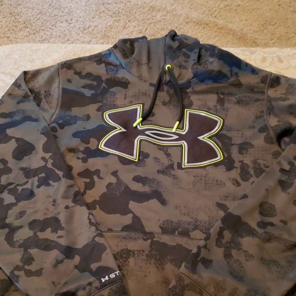 Under Armour hoodie